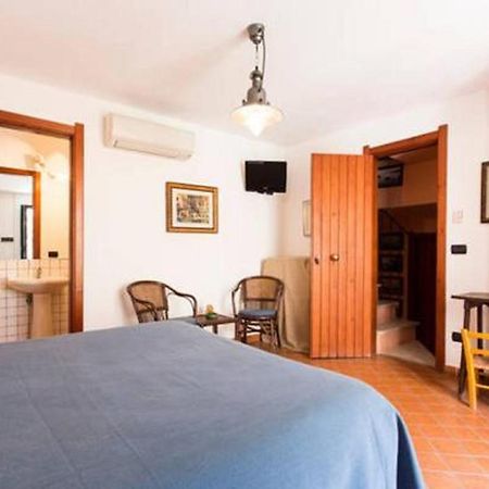 Bed and Breakfast Le Piccole Grotte Шилла Екстер'єр фото