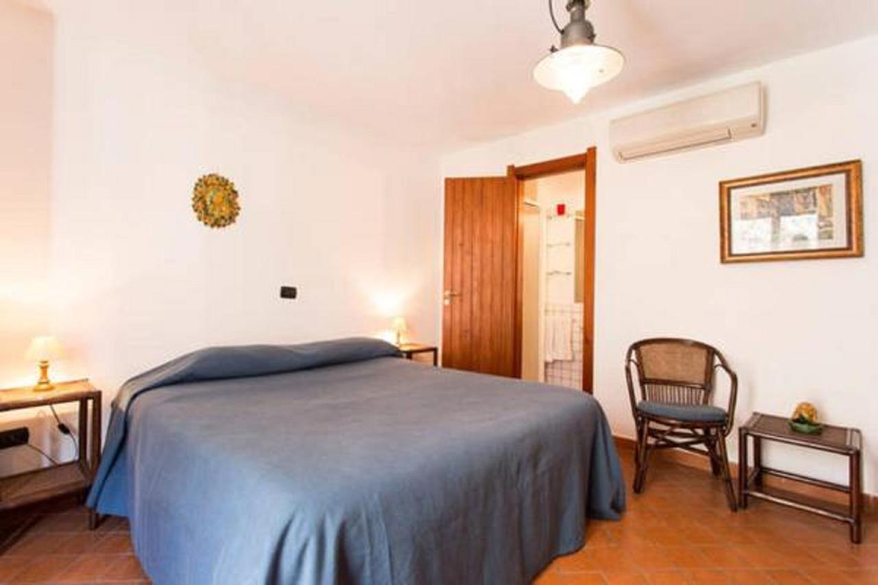 Bed and Breakfast Le Piccole Grotte Шилла Екстер'єр фото